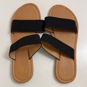 Women Black and Tan sandals size 6.5